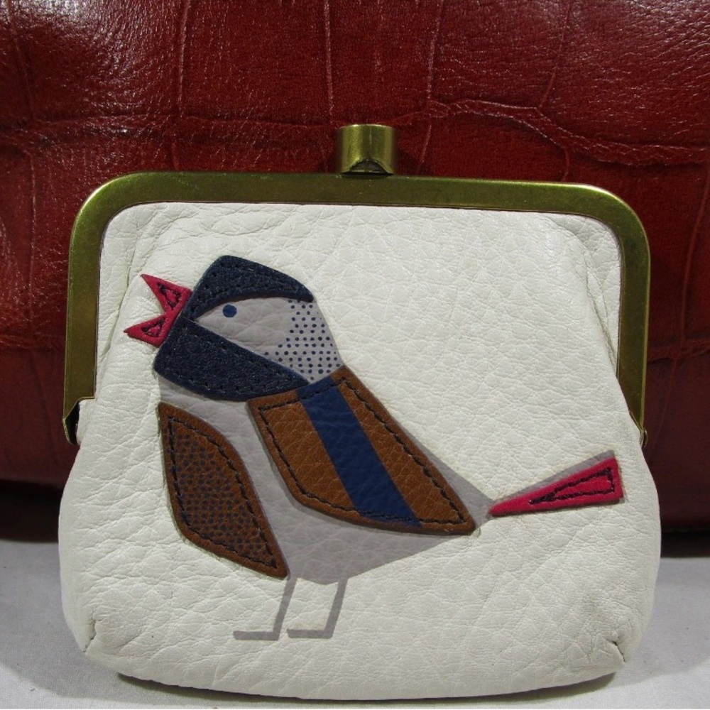 Authenticated Fossil Croc Embossed Handbag And Ch… - image 3